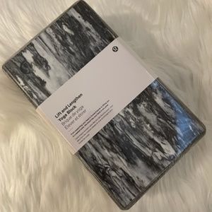 Lululemon Lift and Lengthen Yoga Block